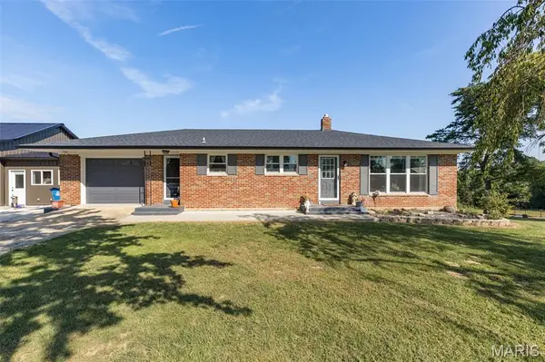 10353 State Route OO, Bloomsdale, MO 63627