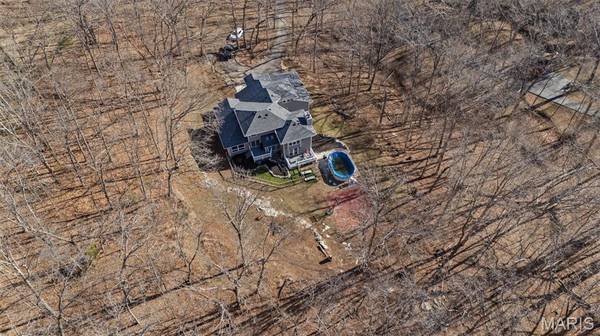 1884 Morgan RD, Barnhart, MO 63012