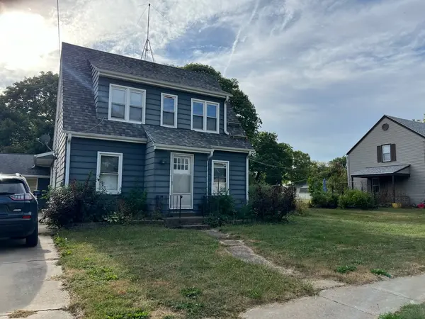 304 Maple AVE, Forreston, IL 61030