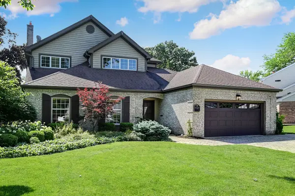 5707 Lawn DR, Western Springs, IL 60558