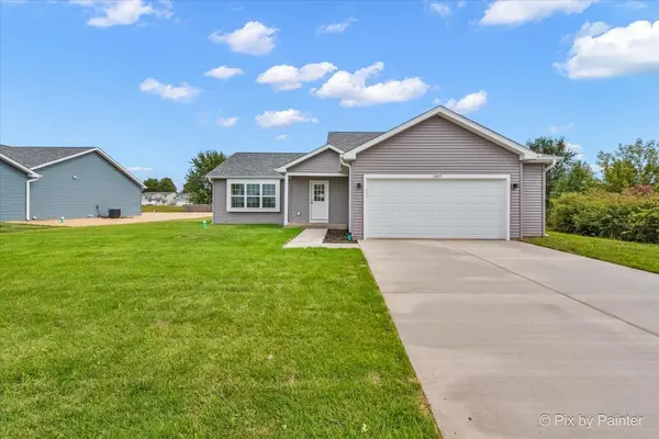 1514 Sage LN, Harvard, IL 60033