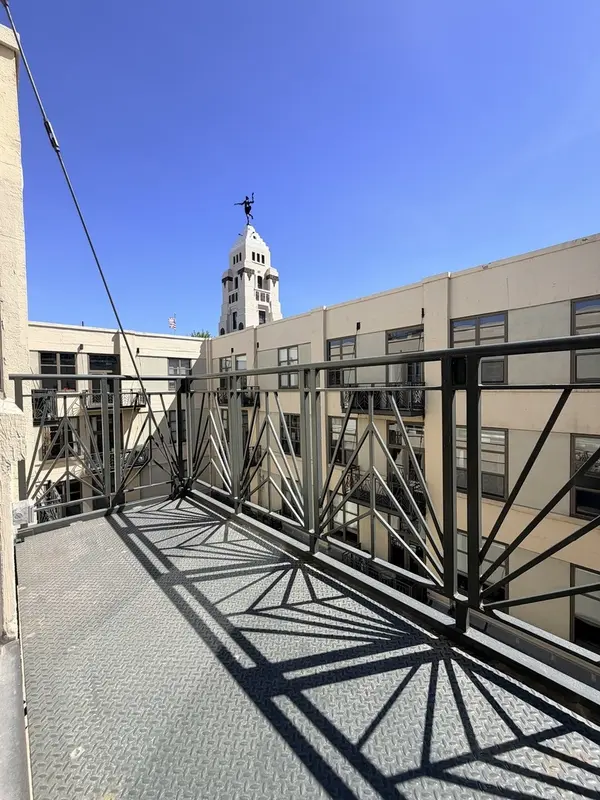 758 N Larrabee ST #831, Chicago, IL 60654