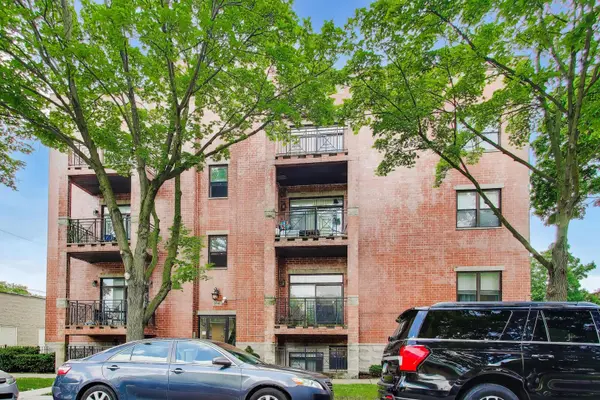 2551 W Arthur AVE #1W, Chicago, IL 60645