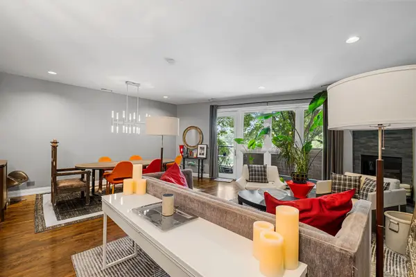 2442 W Madison ST #1, Chicago, IL 60612