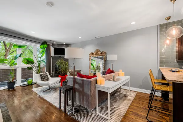 2442 W Madison ST #1, Chicago, IL 60612