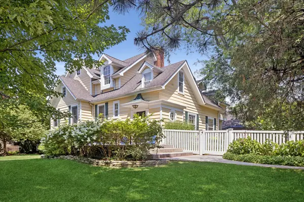 801 N MADISON ST, Hinsdale, IL 60521
