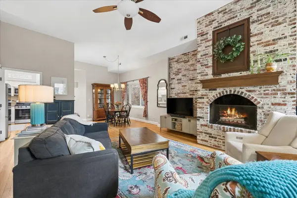 2239 N Magnolia AVE #2, Chicago, IL 60614