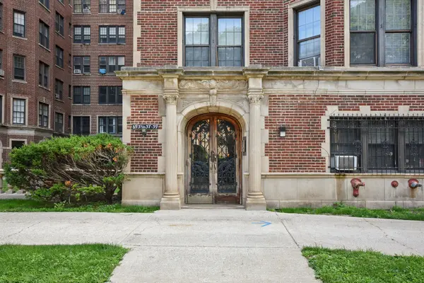 6935 S CRANDON AVE #3D, Chicago, IL 60649