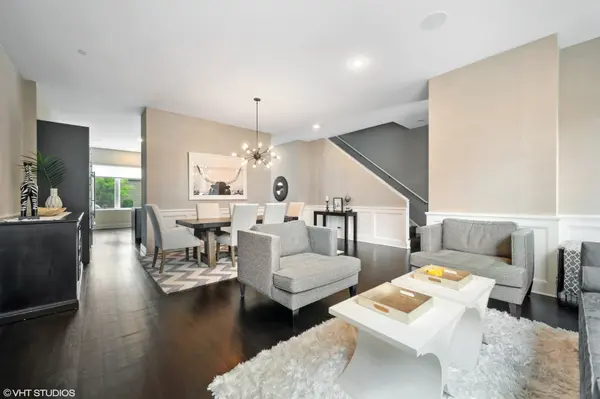1544 W Montana ST, Chicago, IL 60614