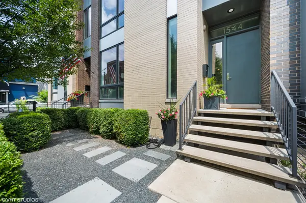 1544 W Montana ST, Chicago, IL 60614