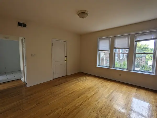 3040 W Wellington ST #1, Chicago, IL 60618