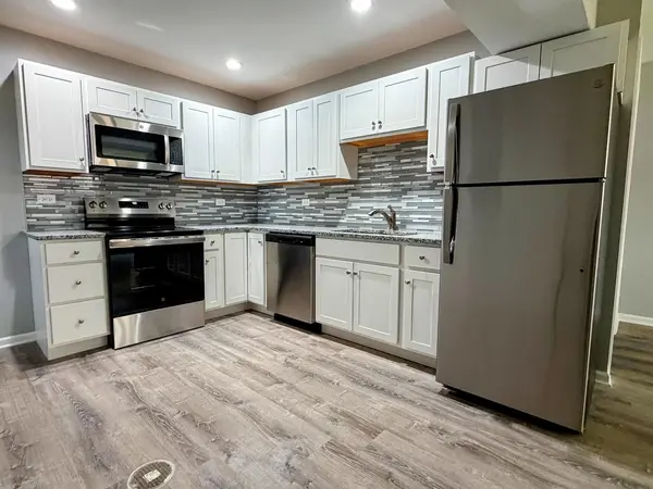 311 S Lodge LN #1C, Lombard, IL 60148