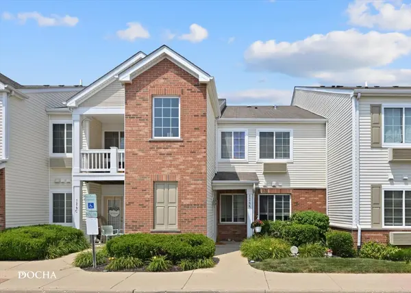 124 Bertram DR #K, Yorkville, IL 60560