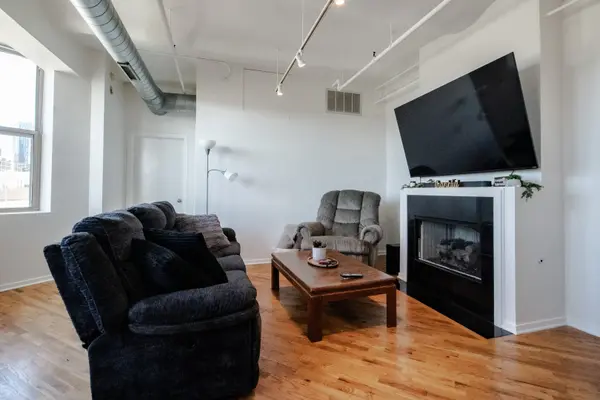 500 S Clinton ST #632, Chicago, IL 60607