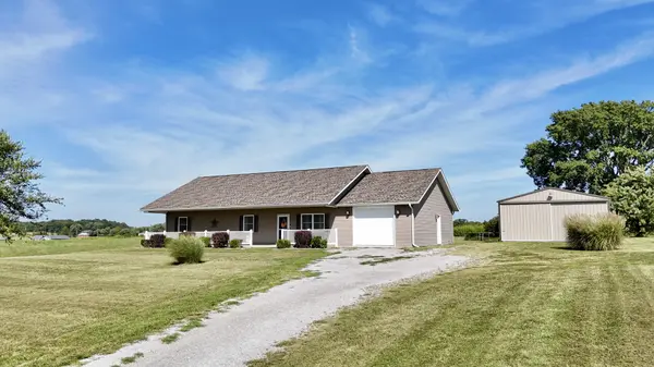 1050 Campground RD, Ava, IL 62907