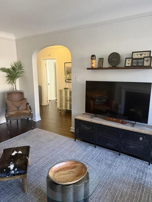946 N Michigan AVE #3N, Evanston, IL 60202