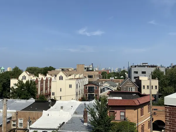 2455 W Ohio ST #8E, Chicago, IL 60612