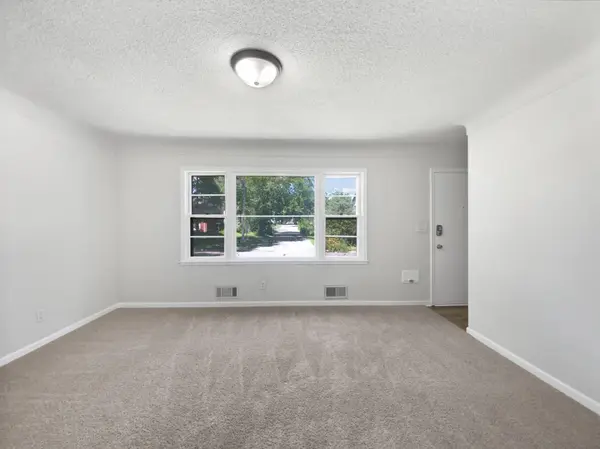 206 Winona ST W, West Saint Paul, MN 55118