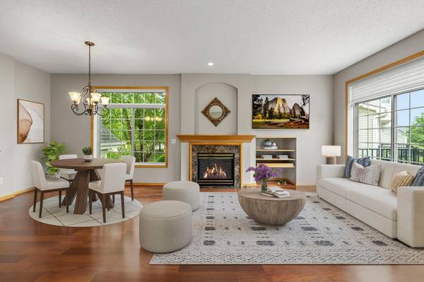 2177 Eagle Trace LN, Woodbury, MN 55129