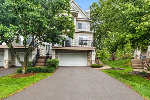 2177 Eagle Trace LN, Woodbury, MN 55129