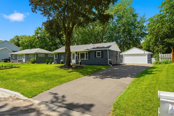 5225 Pennsylvania AVE N, New Hope, MN 55428