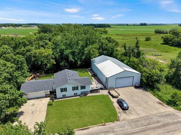 755 W 1st ST S, Cottonwood, MN 56229