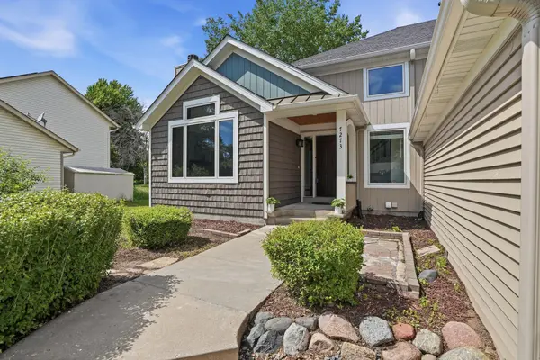 7273 Stagecoach TRL, Lino Lakes, MN 55014