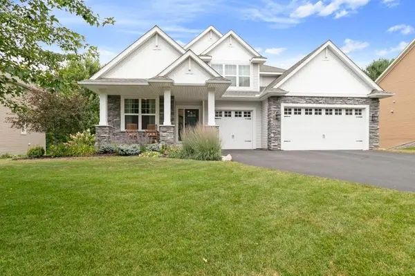 2460 White Pine WAY, Stillwater, MN 55082
