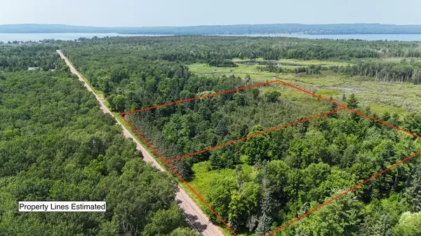 740 Middle RD, La Pointe, WI 54850
