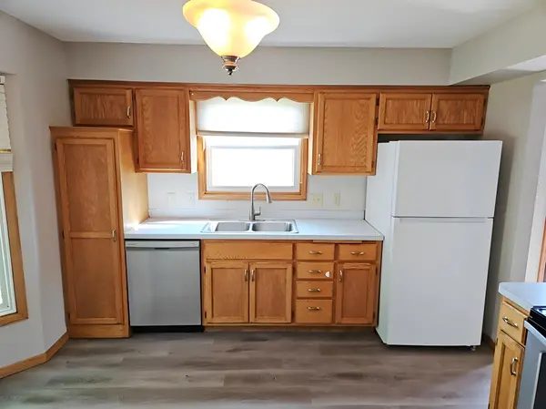 7613 Fairfield RD, Brooklyn Park, MN 55444