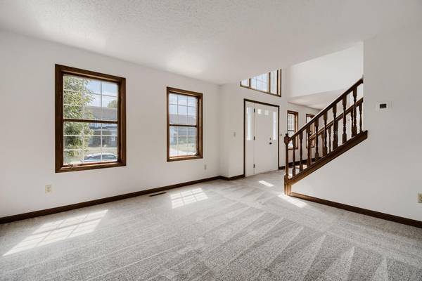 9270 Cornell RD, Woodbury, MN 55125