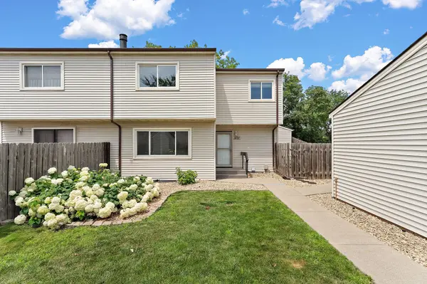 1491 Woodview AVE E, Eagan, MN 55122