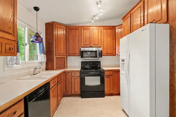 14005 38th AVE N, Plymouth, MN 55447