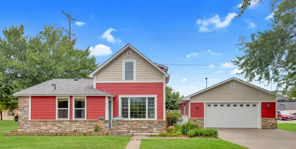 616 N Pierce AVE, New Richmond, WI 54017