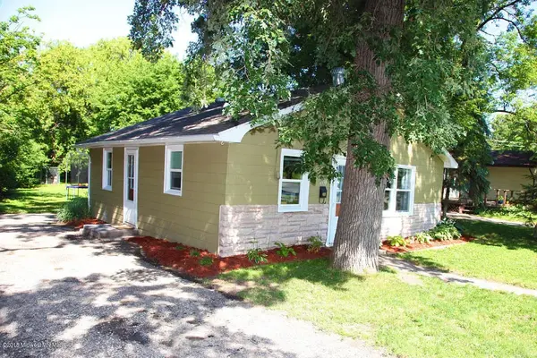 1030 West AVE, Detroit Lakes, MN 56501