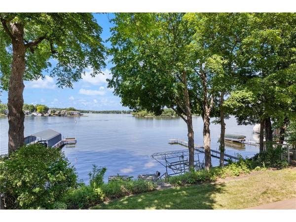 4580 West Arm RD, Spring Park, MN 55384