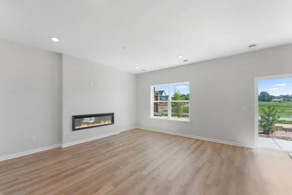 679 Tulare TER, Newport, MN 55055