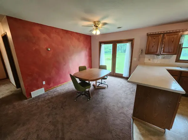 217 Lowell ST E, Le Roy, MN 55951