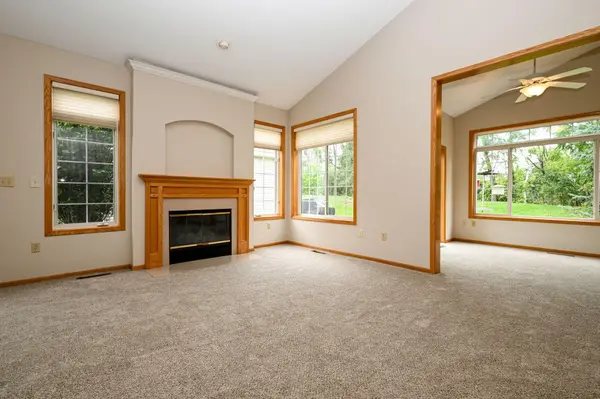 4210 Lawndale LN N, Plymouth, MN 55446
