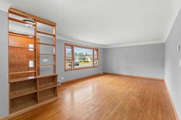 238 Macarthur ST W, South Saint Paul, MN 55075