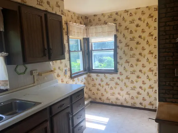 1220 14th AVE E, Hibbing, MN 55746