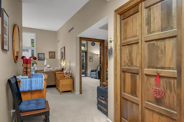 8400 Pennsylvania RD #320, Bloomington, MN 55438