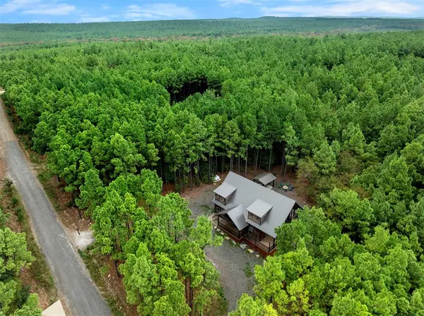108 Bear Elm TRL, Broken Bow, OK 74728