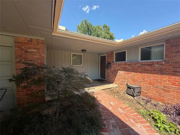 2517 Chateau DR, Norman, OK 73069