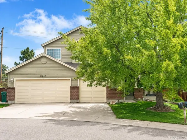 2041 Sandhurst DR, Castle Rock, CO 80104