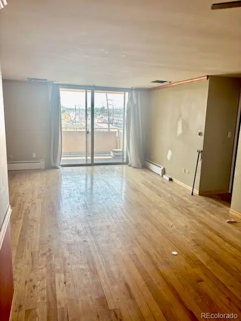 4600 E Asbury CIR #401, Denver, CO 80222