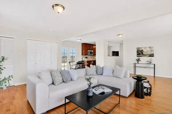 2836 S Grape WAY, Denver, CO 80222