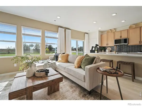 305 Plains Pkwy, Hudson, CO 80642