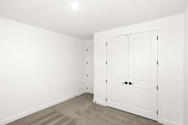 1542 Oak Springs Dr, Columbia, TN 38401
