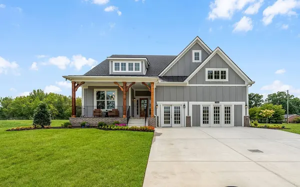 7904 Pine Street, Fairview, TN 37062